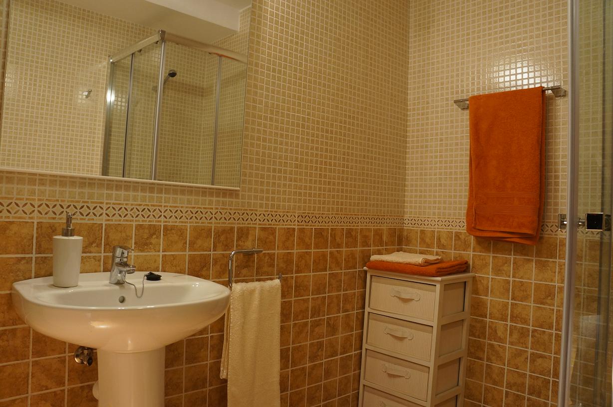 EL RASTRILLO BAÑO